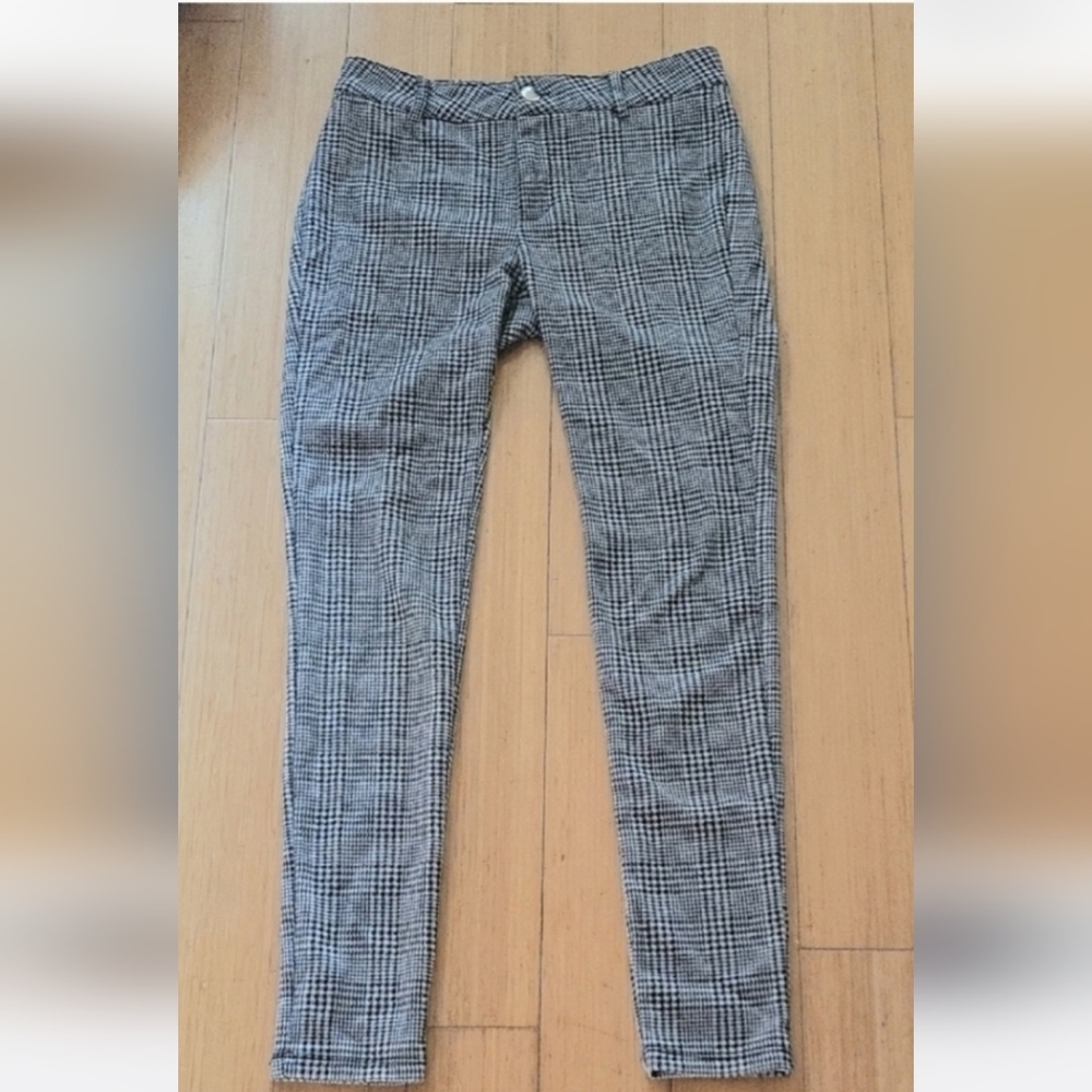 Houndstooth Skinny Pants
